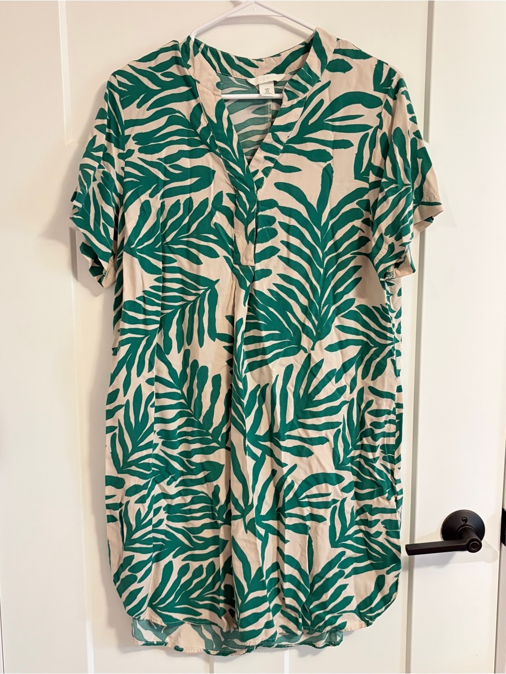 H&M Tropical Print Shift Dress